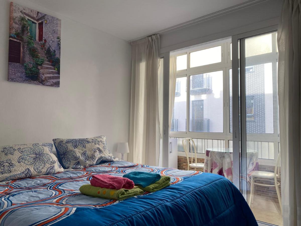 Malaga Centro Habitaciones Privada En Apartamento Compartidos Luaran gambar