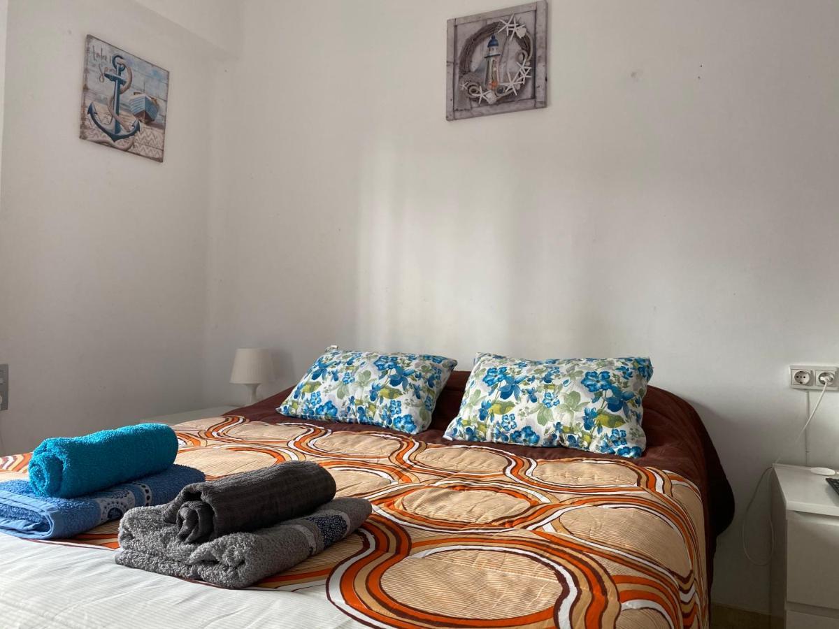 Malaga Centro Habitaciones Privada En Apartamento Compartidos Luaran gambar