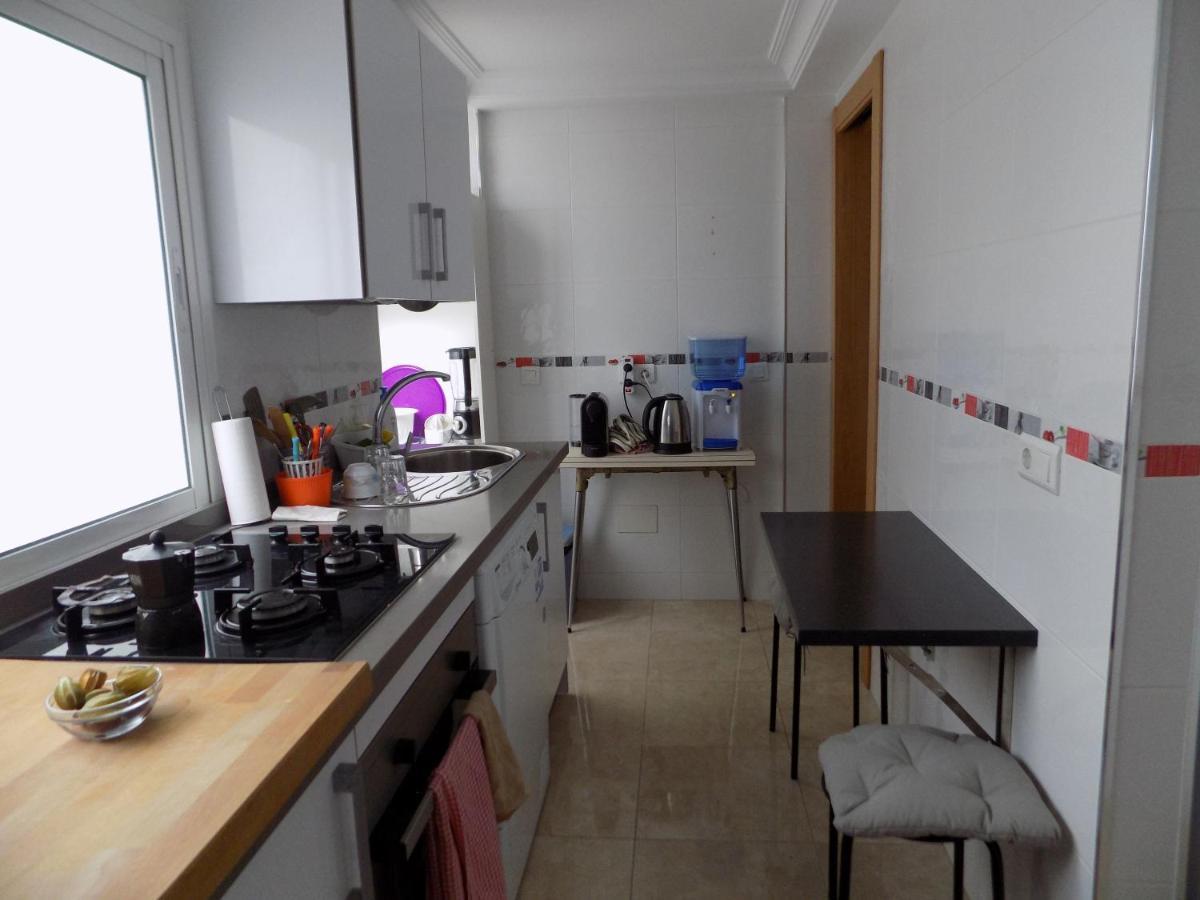 Malaga Centro Habitaciones Privada En Apartamento Compartidos Luaran gambar